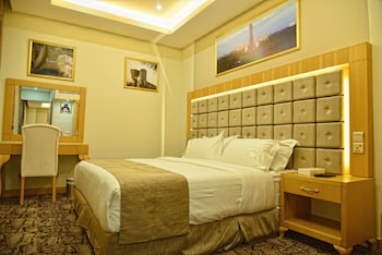 Hotel The Muscat Plaza Hotel