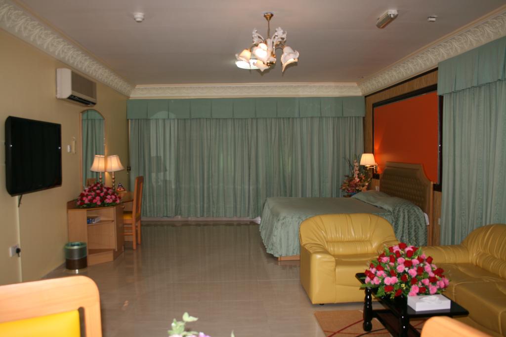 Bowshar International Hotel