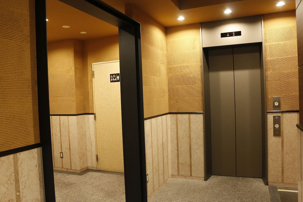 Cypress Inn Tokyo