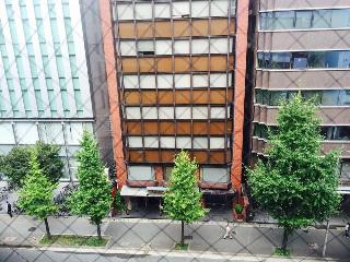 The B Hakata