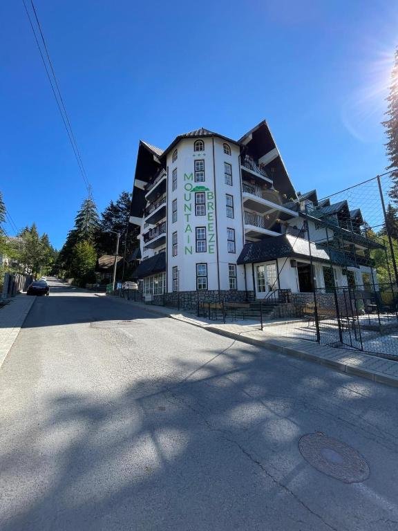 Hostel Mountain Breeze Predeal