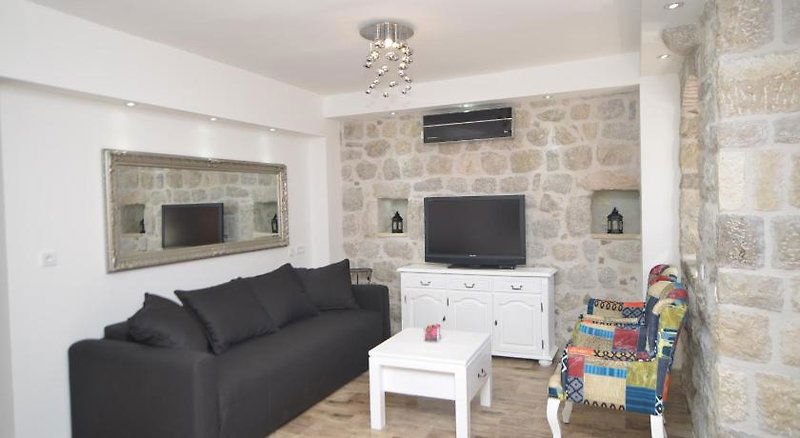 Hotel Apartments Risan