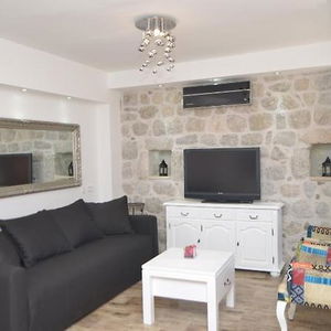 Hotel Apartments Risan cazare Risan