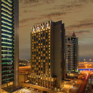 Hotel Rove Dubai Marina cazare Dubai