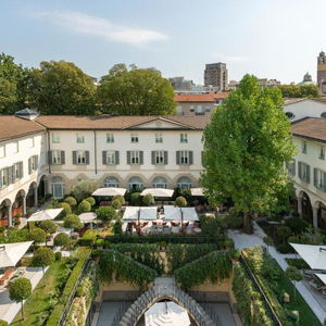 Hotel Four Seasons Hotel Milano cazare Milan