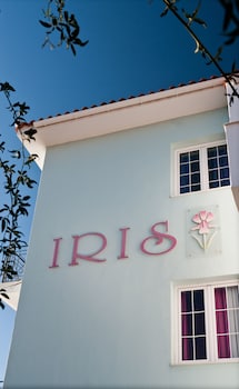 Iris Skiathos