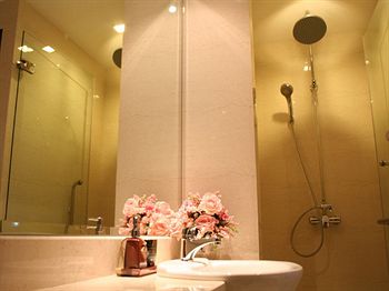 Silom Forest Exclusive Residence