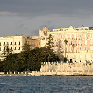 Sejur Grand Hotel Des Etrangers vacanta Siracusa