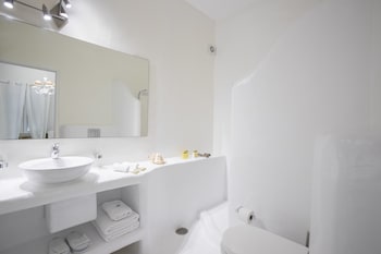 Paros Palace
