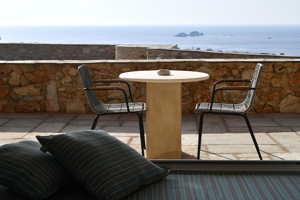 Mythic Paros