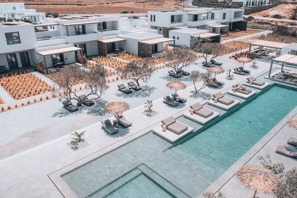 Cove Paros