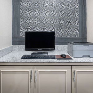 Hotel Days Inn By Wyndham Carthage cazare Kent