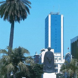 Hotel Doubletree By Hilton Tunis Africa cazare Tunis