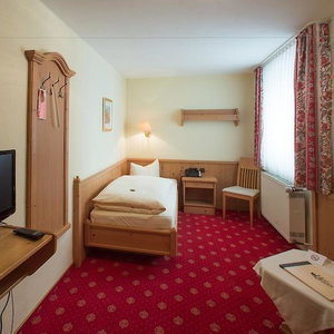 Hotel Bauer Garni Gästehaus cazare Ingolstadt