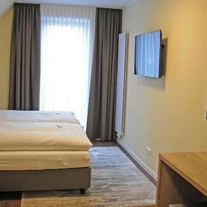 Hotel Adac-Hotel-Restaurant Am Niederntor cazare Blomberg