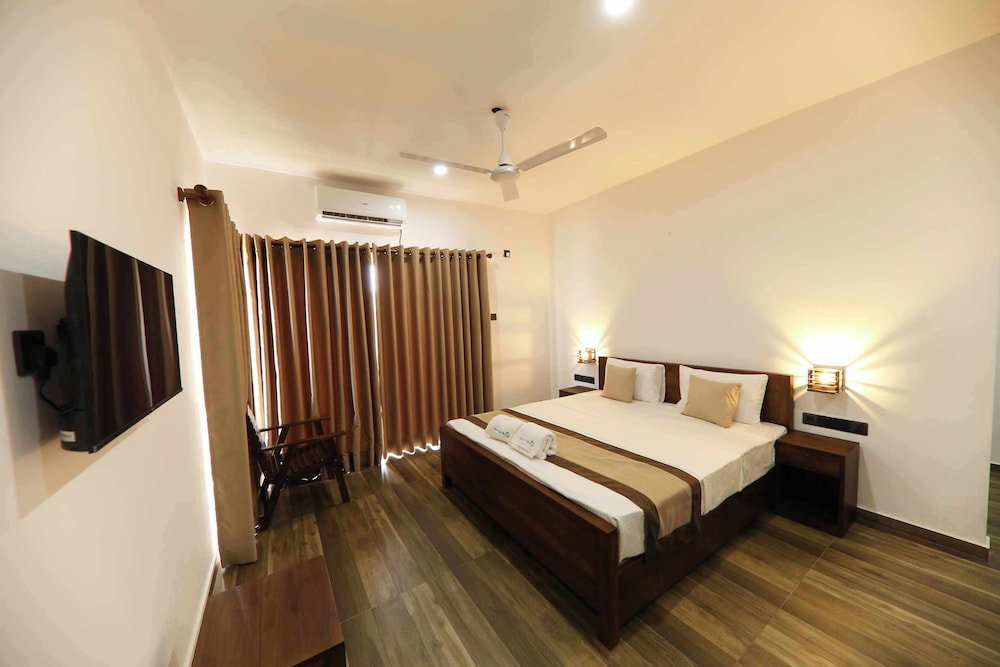 Surendra Seaview