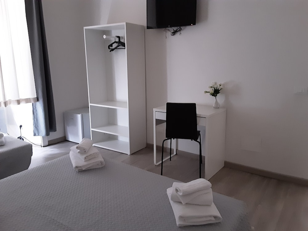Hotel The Shelter In Rome