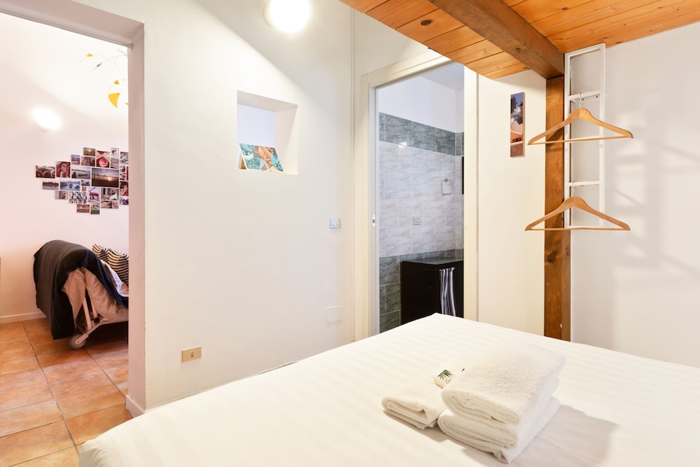 Hotel Cosy Nest Isola District Heart