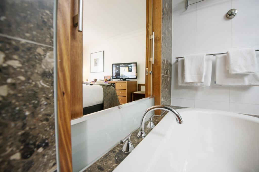 Hotel Majestic Roof Garden Hotel