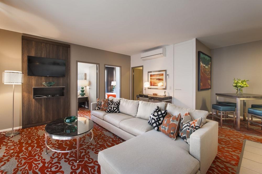 Hotel Miller Apartments Adelaide