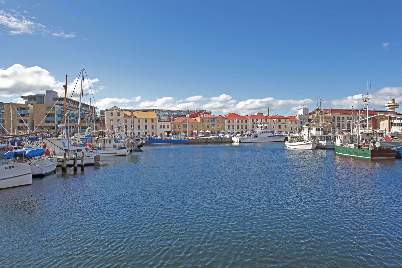 Hotel The Henry Jones Art