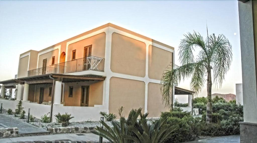 Eolian Residence