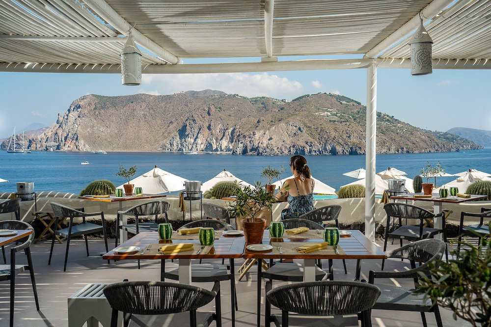 Therasia Resort Sea & Spa