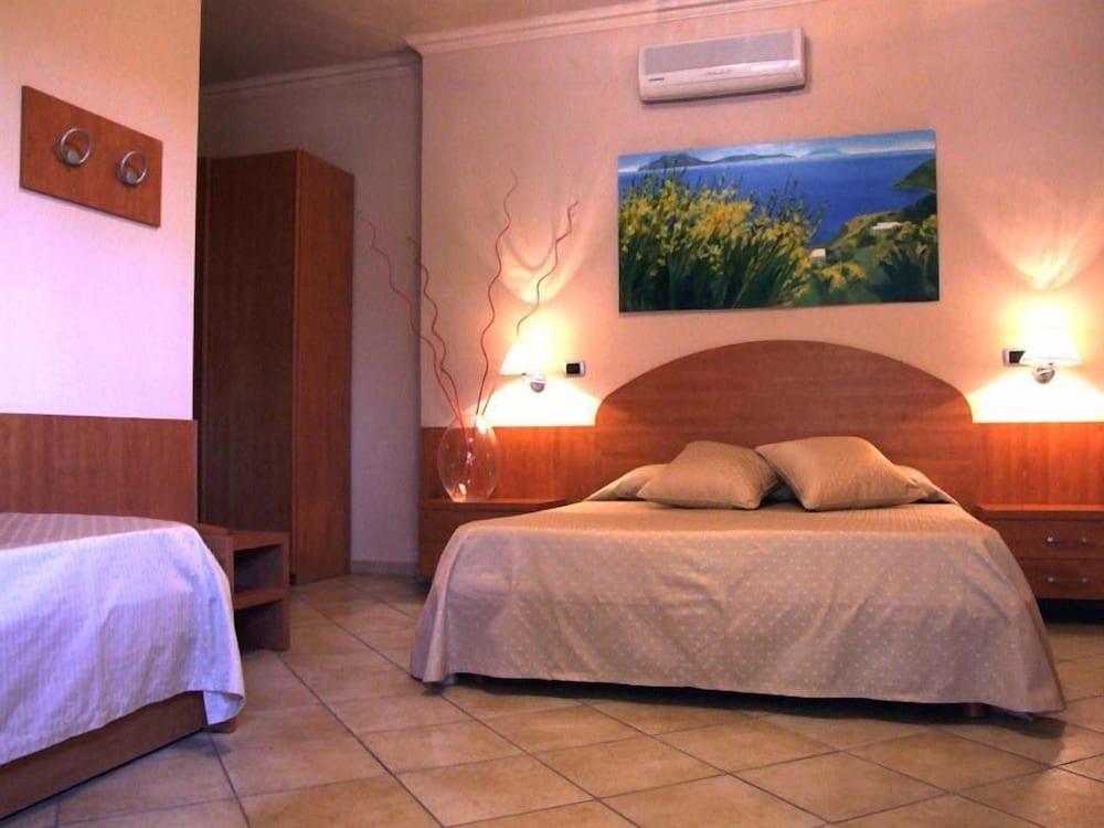 Hotel Residence La Giara