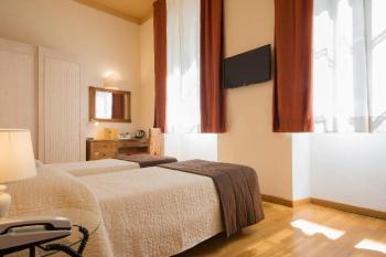 Piazza Paradiso Accomodation
