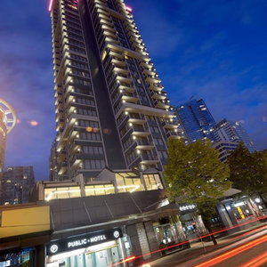 Hotel Blue Horizon cazare Vancouver