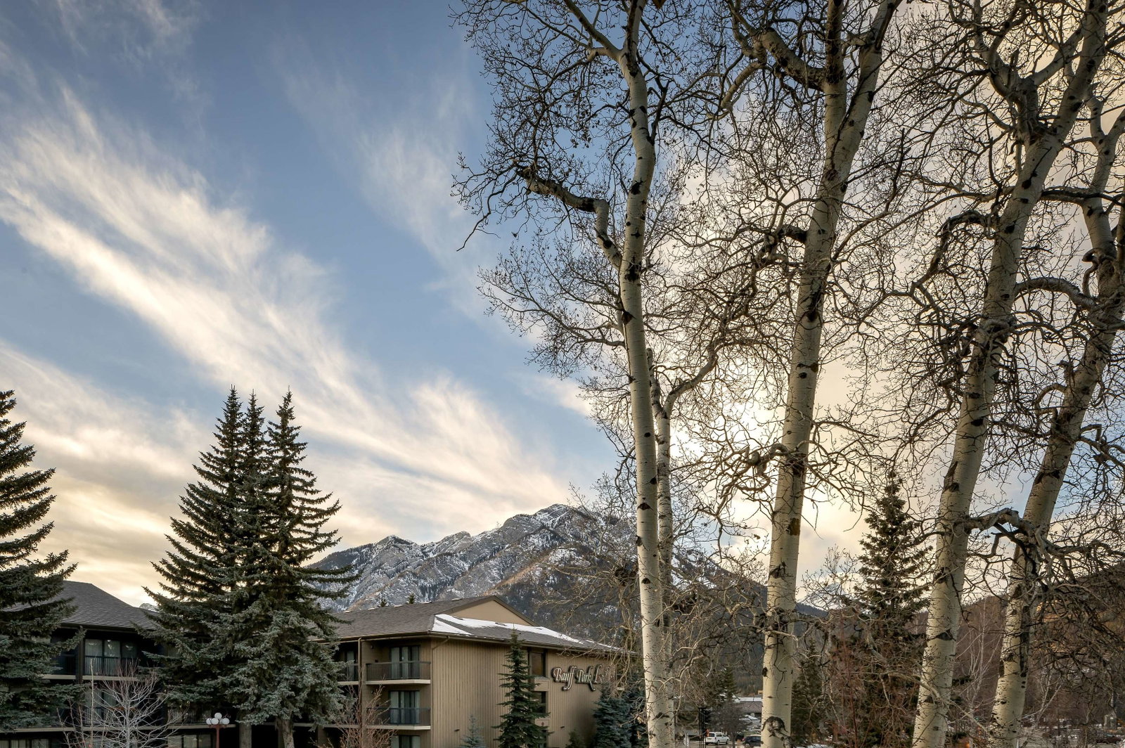 Hotel Peaks Hotel And Suites