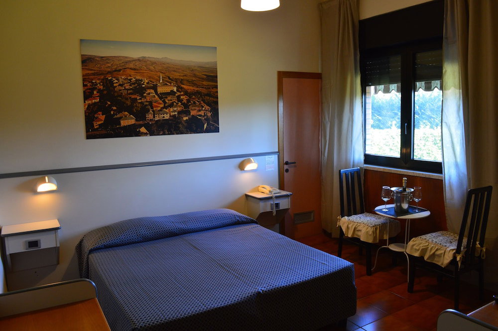 Hotel Porta Ai Tufi