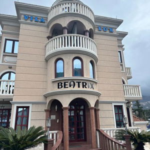 Sejur Beatrix Lux Hotel vacanta Budva