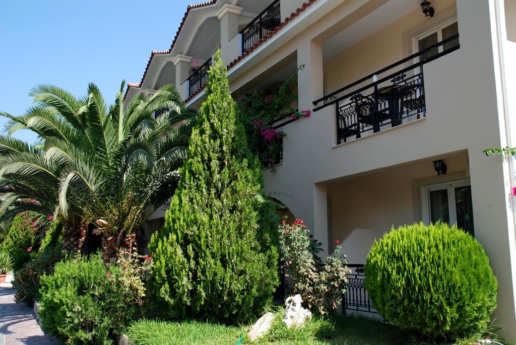 Letsos Hotel