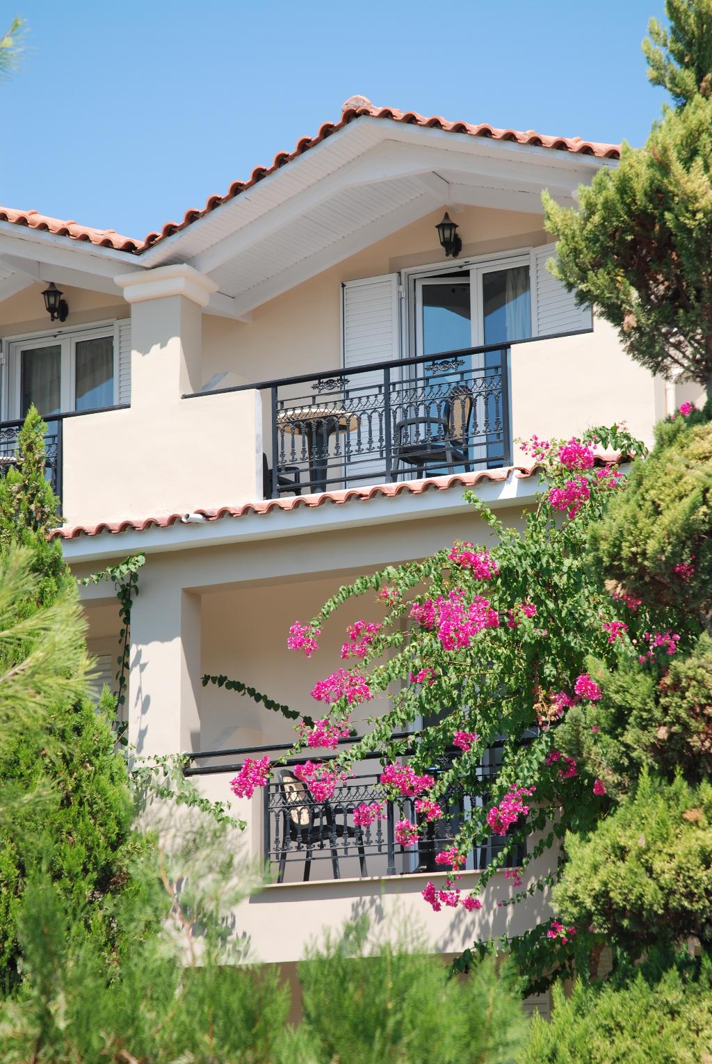 Letsos Hotel