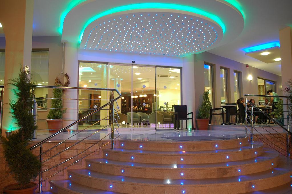 Letsos Hotel