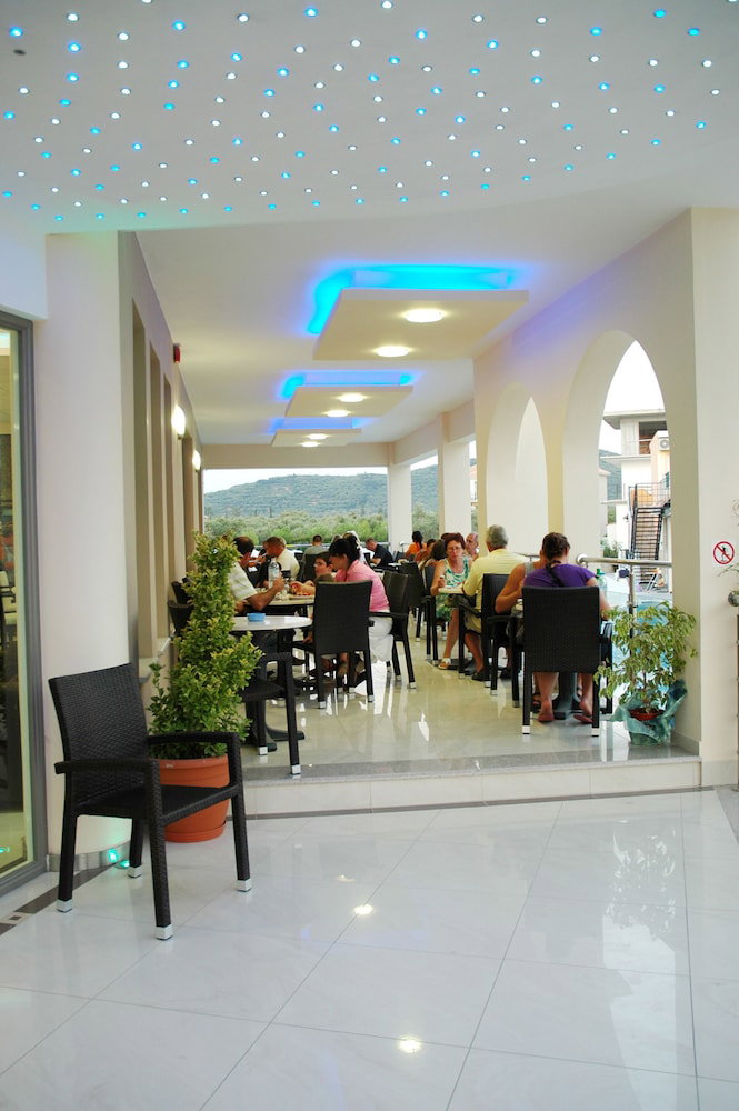 Letsos Hotel