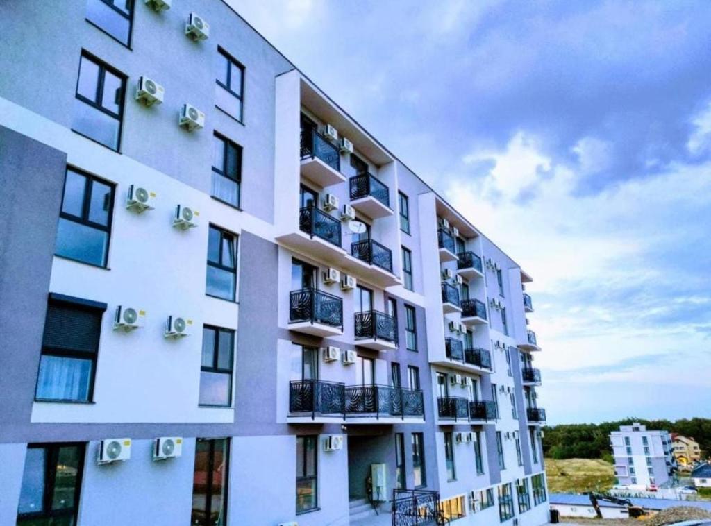 Music Hall Apartment