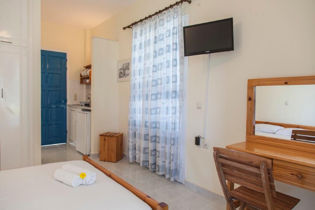 Hotel Thanasis Studios