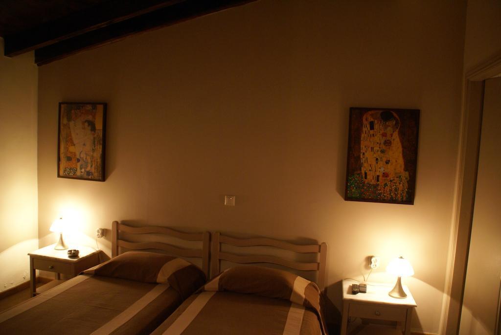 Hotel Yria