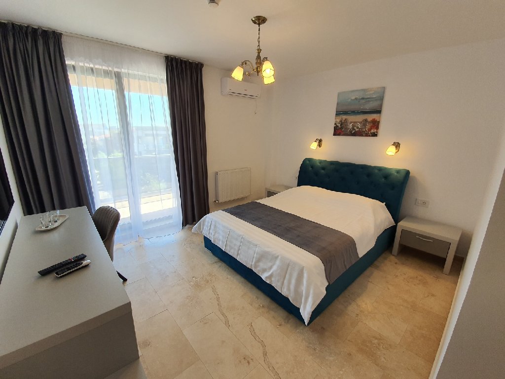 Roca Del Mar