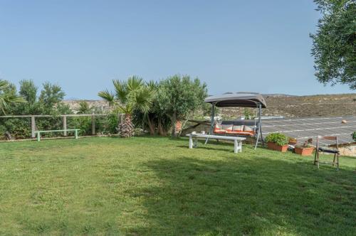 Luxury Villa Karteros