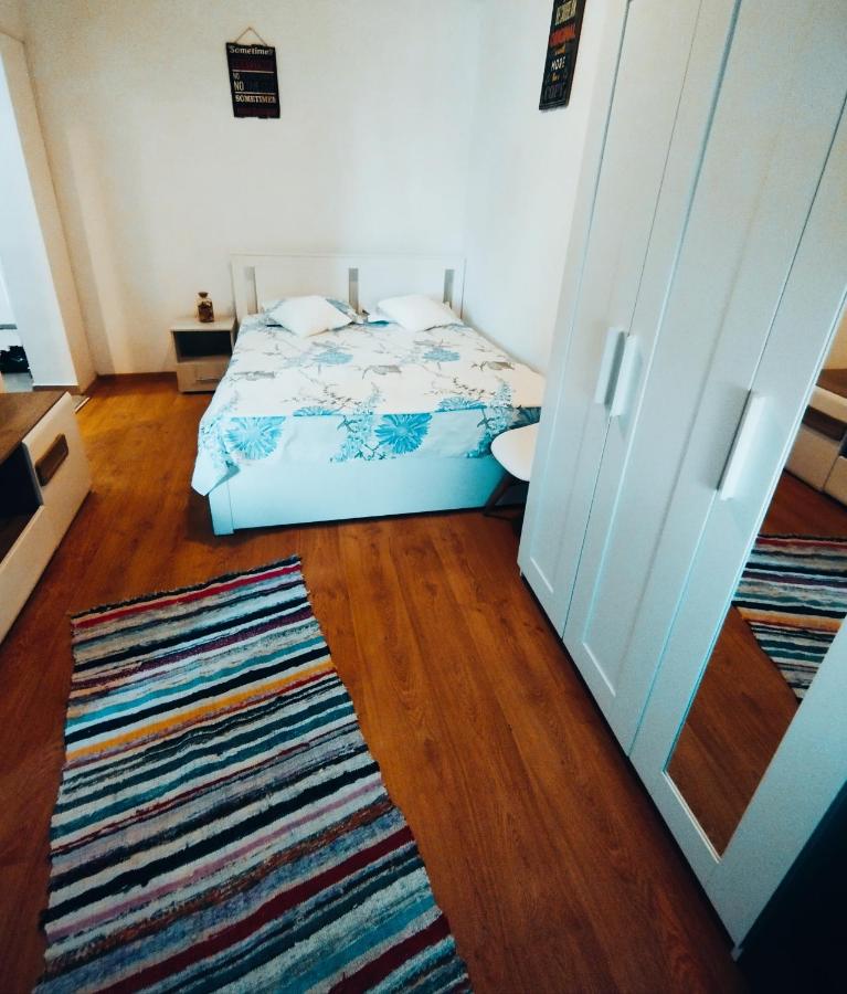 Hotel R Home