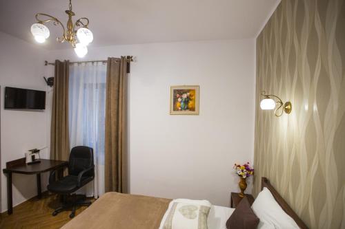 History Apartment Str Cetatii
