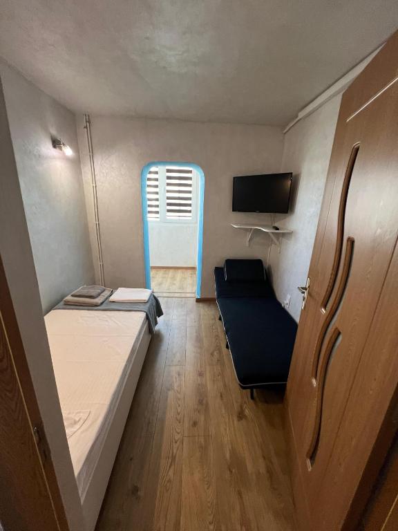 Miva Apartments