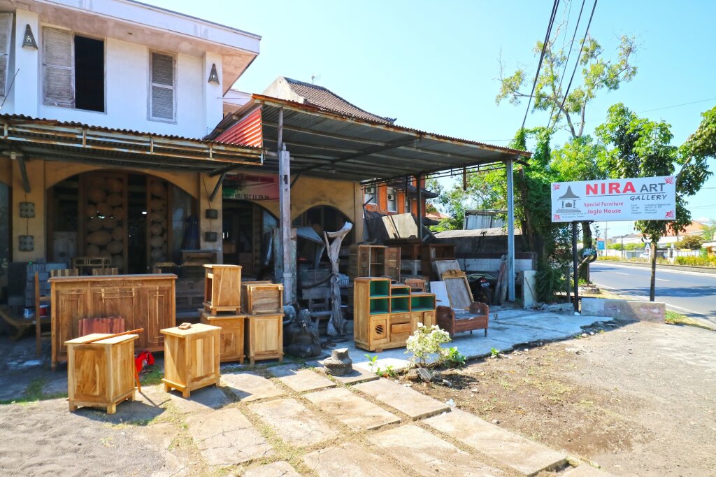 Hotel Nira Guest House