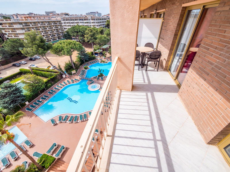 Hotel Golden Avenida Suites