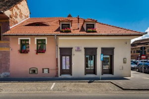 Hotel Blumenhaus cazare Sibiu