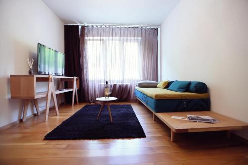 Living In Aparthotel