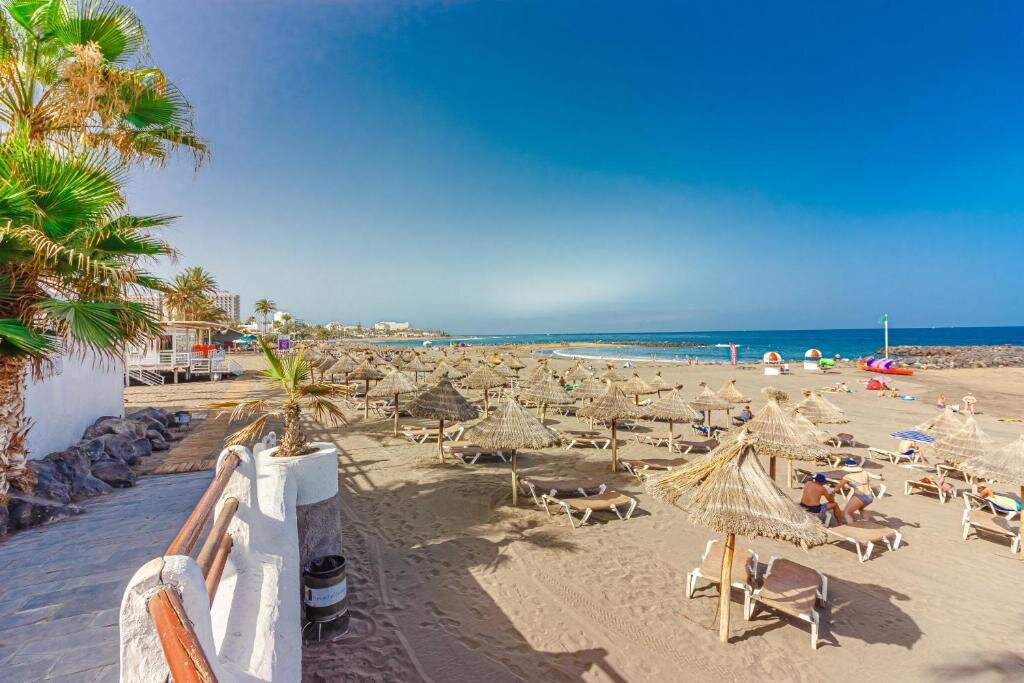 dal travel Aircon Las Americas 2Min Off A Beach 1 Bedrm Wifi